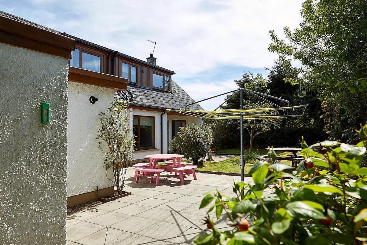 Rowans Inverness Bagian luar foto