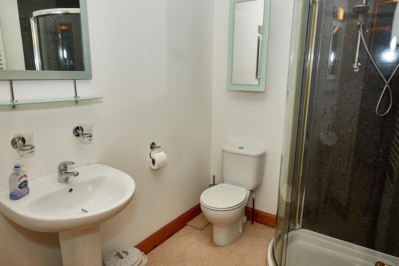 Rowans Inverness Bagian luar foto